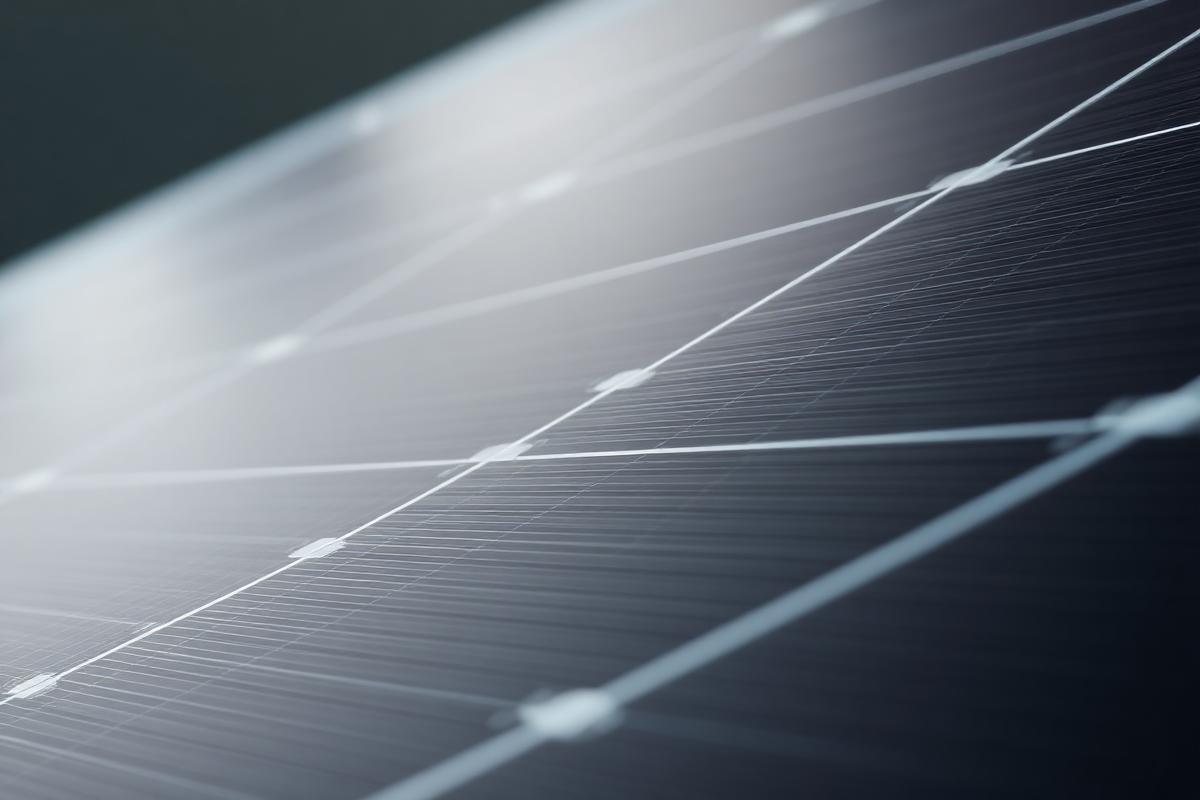 ATMOCE Mikrowechselrichter an einer Solaranlage